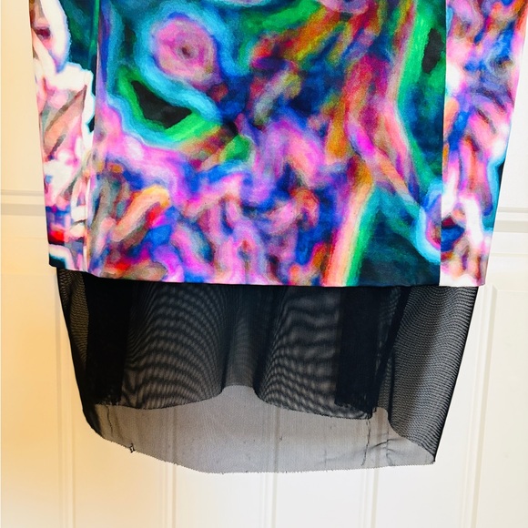 MILLY Italian Fabric Abstract Sheath Dress Size 2 | Designer Cocktail Dress - Picture 4 of 6